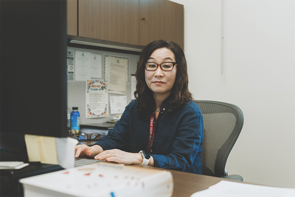 Dr. Jeong Yang
