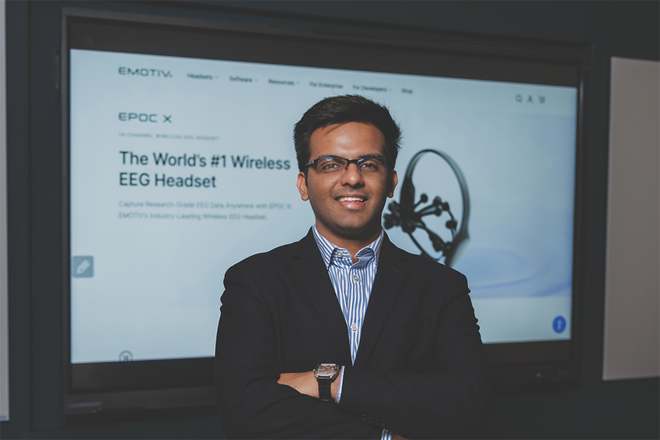 Dr. Vipul Garg